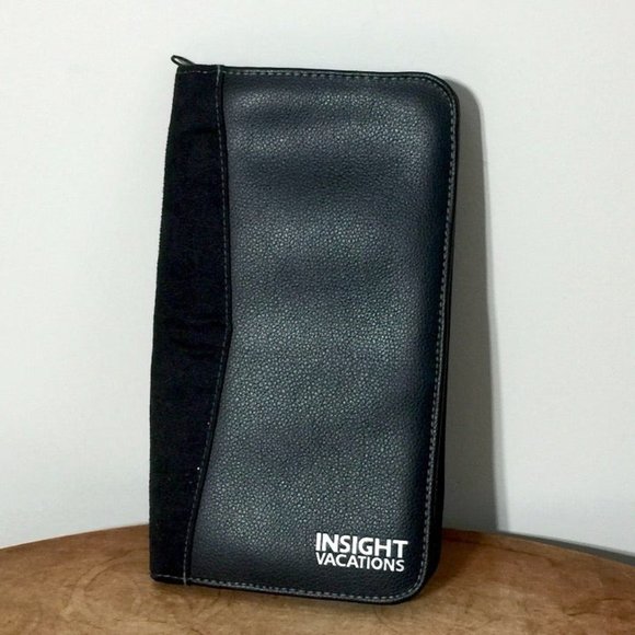 Insight Vacation Passport Wallet - Picture 1 of 12